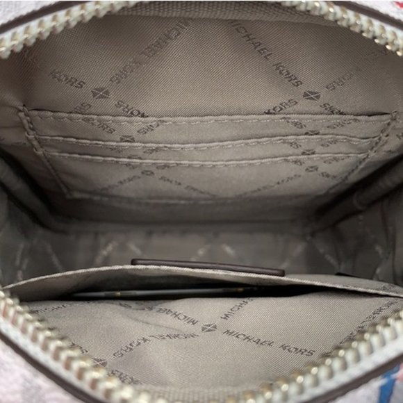 MICHAEL KORS WOMEN LADY SKI GIRL SKIER CHAIN CROSSBODY BAG WHITE LOGO GREY LTH - Picture 13 of 15